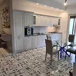 Blu Paradise بيت للعطل